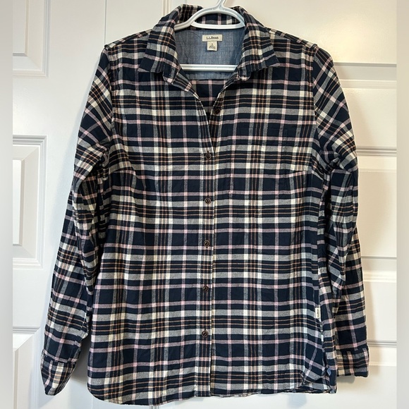 L.L. Bean Navy and Pink Plaid Fleece Shirt - Picture 8 of 9